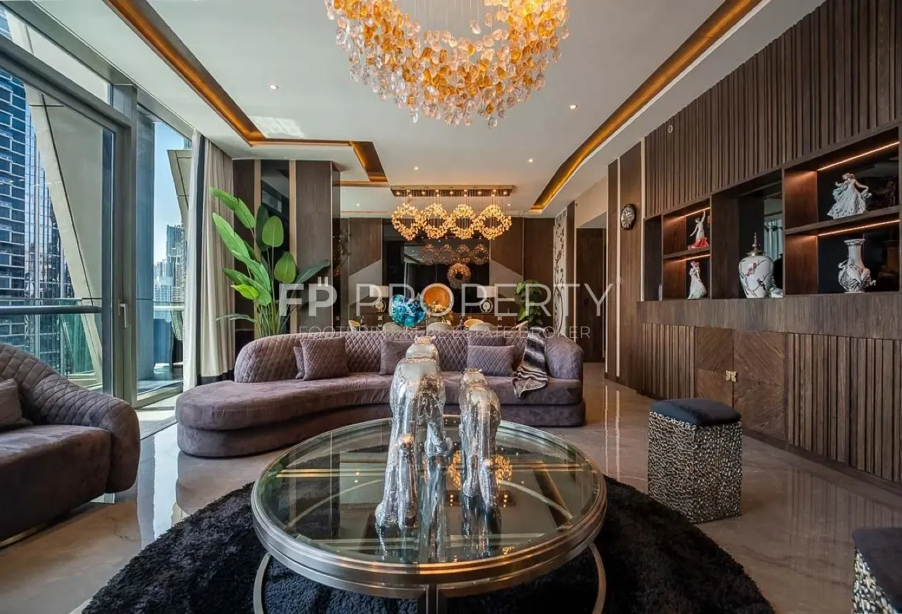 Full Burj Khalifa View | Fully Upgraded | Vacant