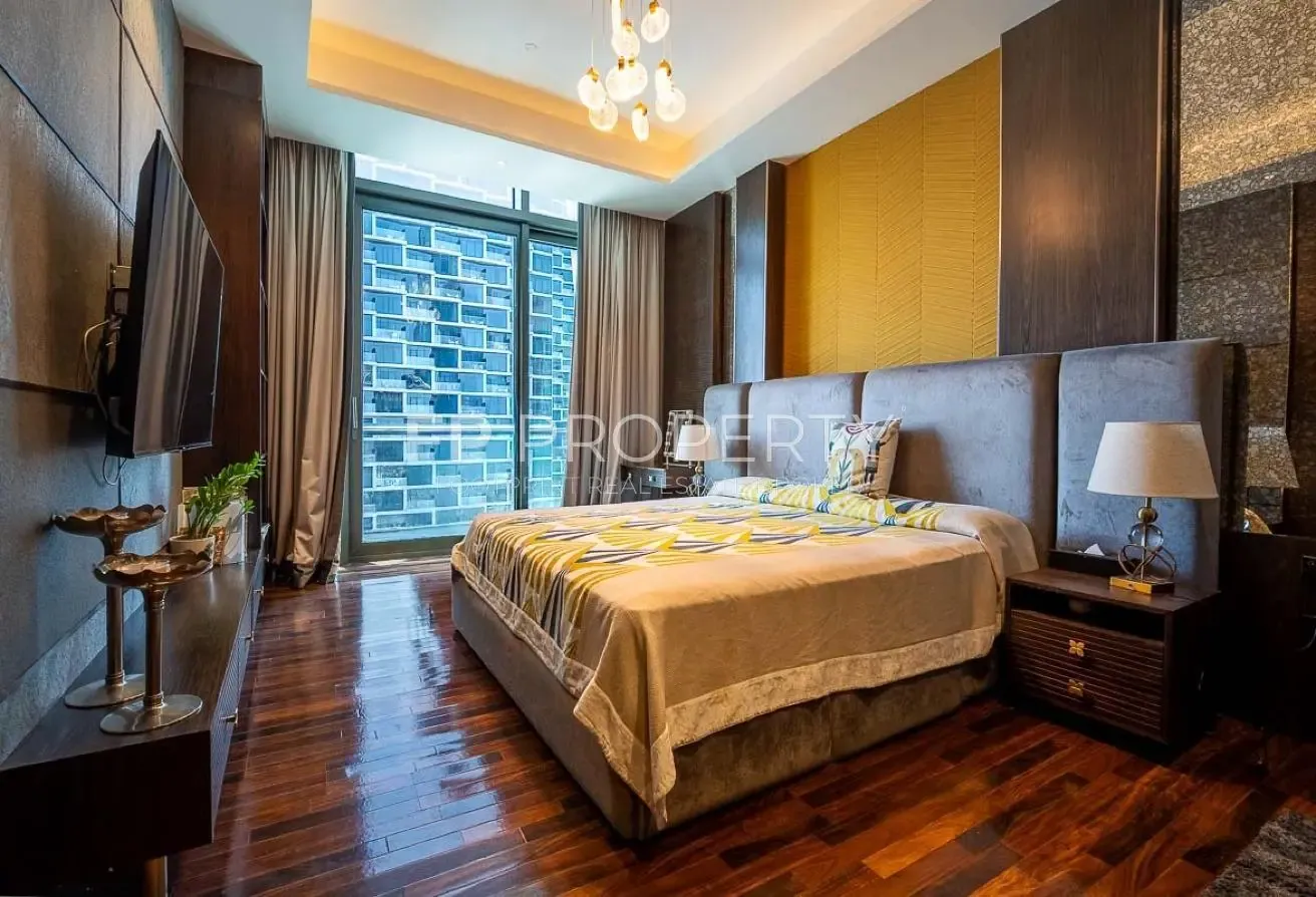 Full Burj Khalifa View | Fully Upgraded | Vacant