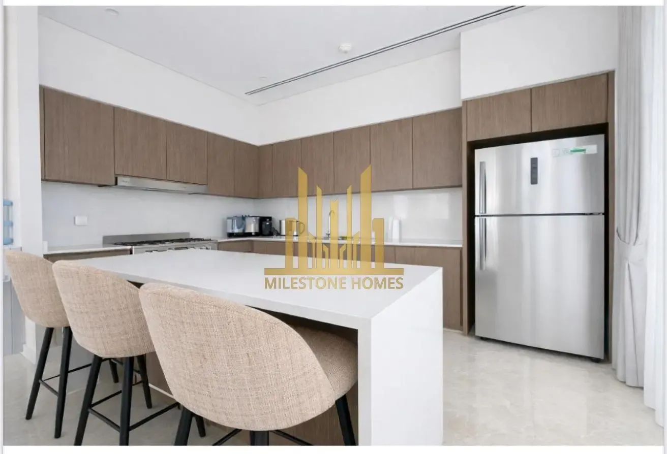 4Bed Penthouse Sea View Semi Furnished Spacious