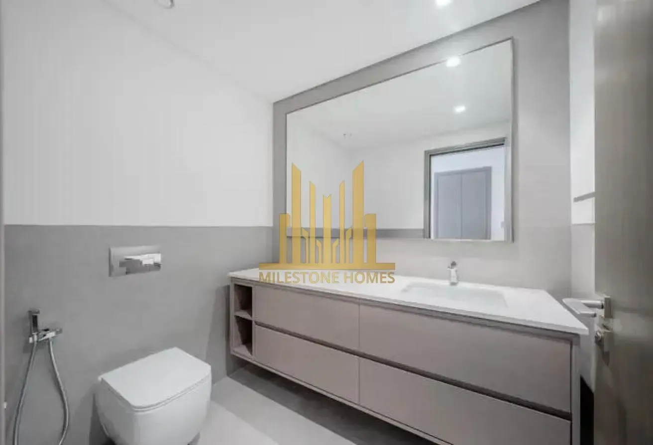 4Bed Penthouse Sea View Semi Furnished Spacious