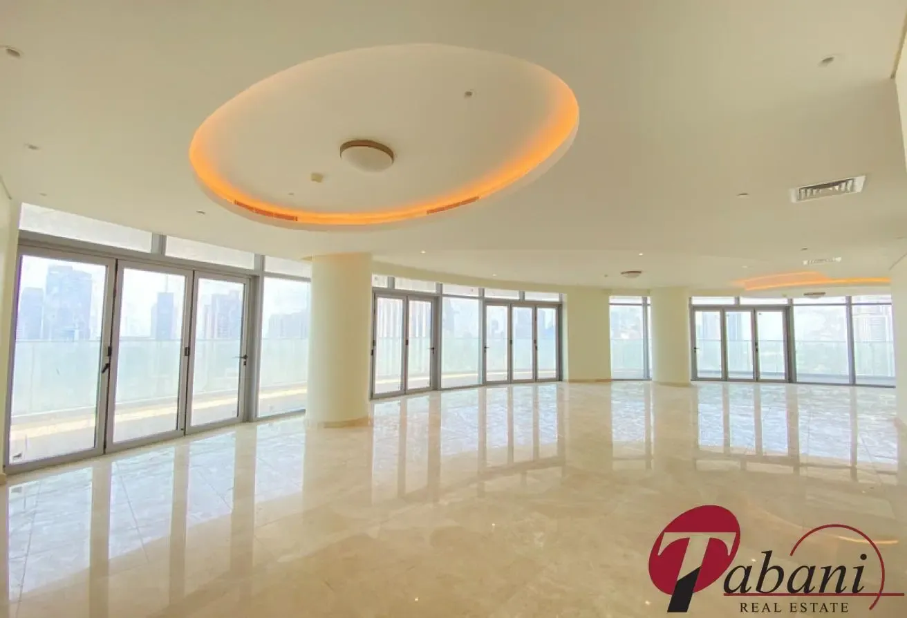 Panoramic Burj Khalifa View | PHPP | Brandnew