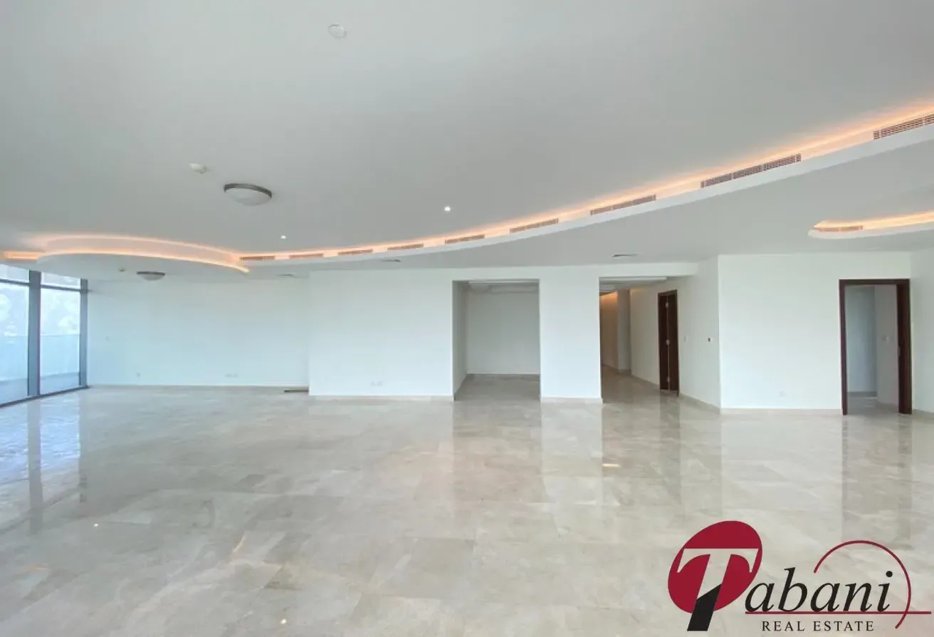 Panoramic Burj Khalifa View | PHPP | Brandnew