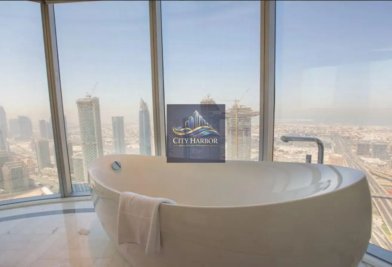 ELEGANT 4 BR PENTHOUSE