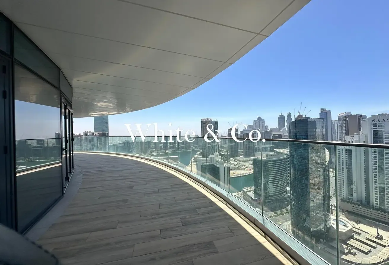 Panoramic Views | 4 Bedroom | Vacant Now