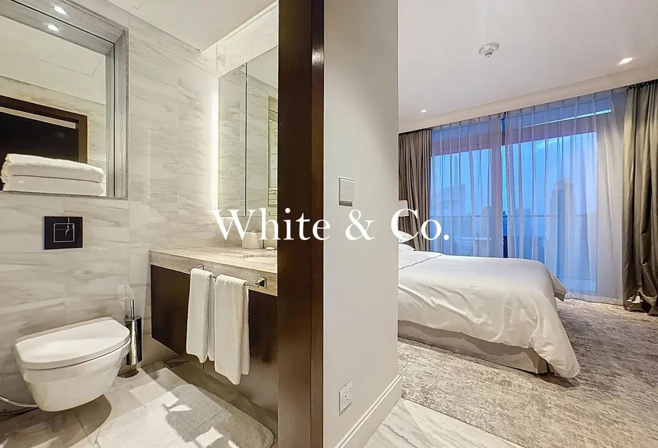 LUXURY PENTHOUSE | VACANT NOW | BEST PRICE