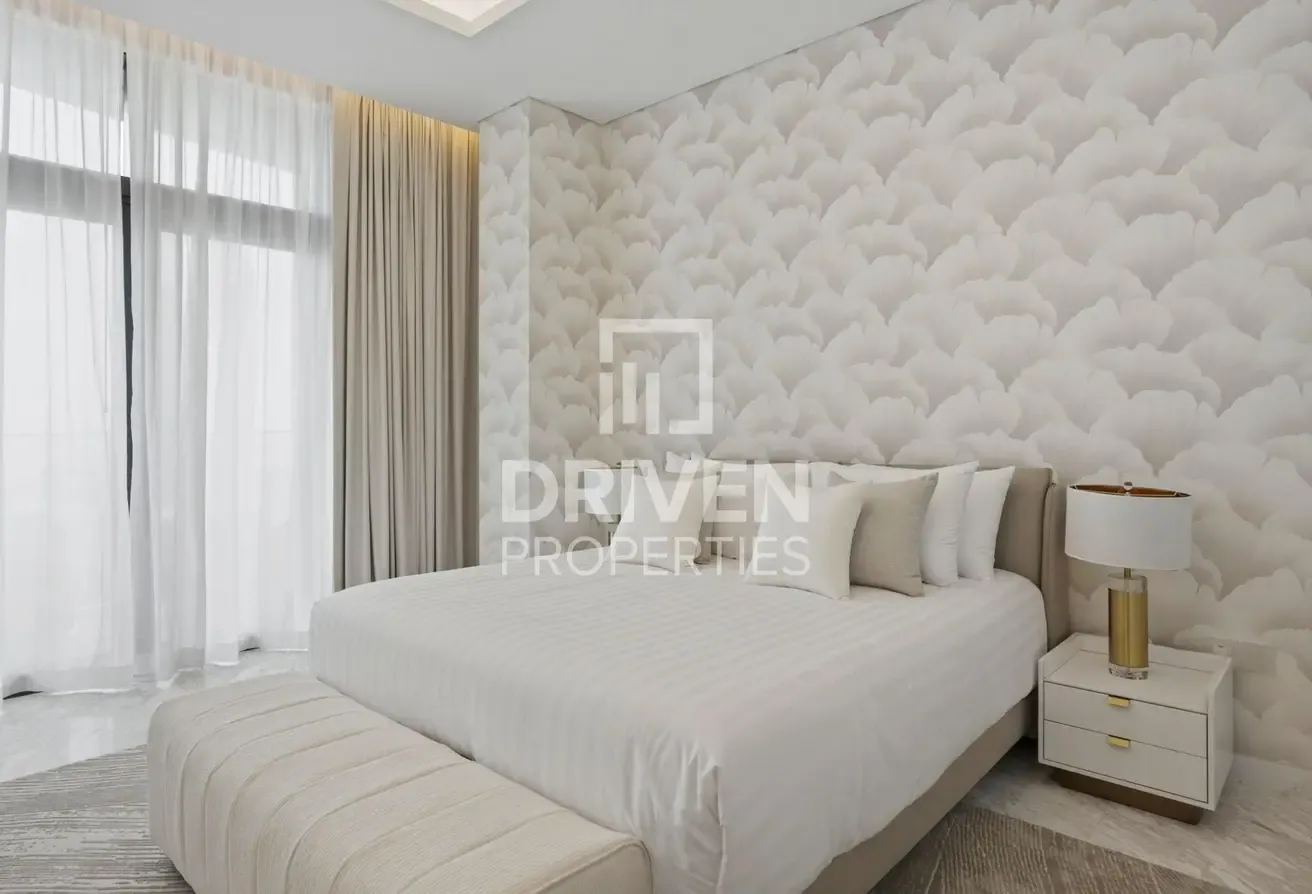 Vastu Compliant | Panoramic Burj and Fountain View