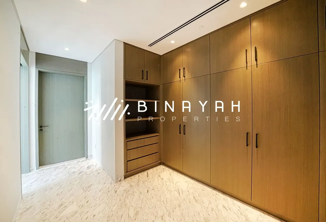 High Floor | Fountain and Burj Khalifa View
