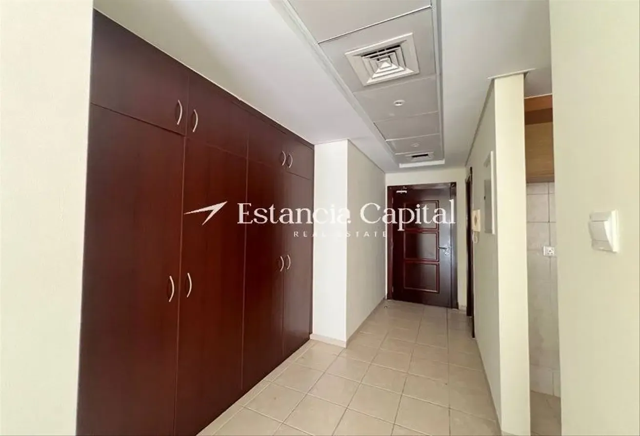 Prime Location | Vacant | Next to metro