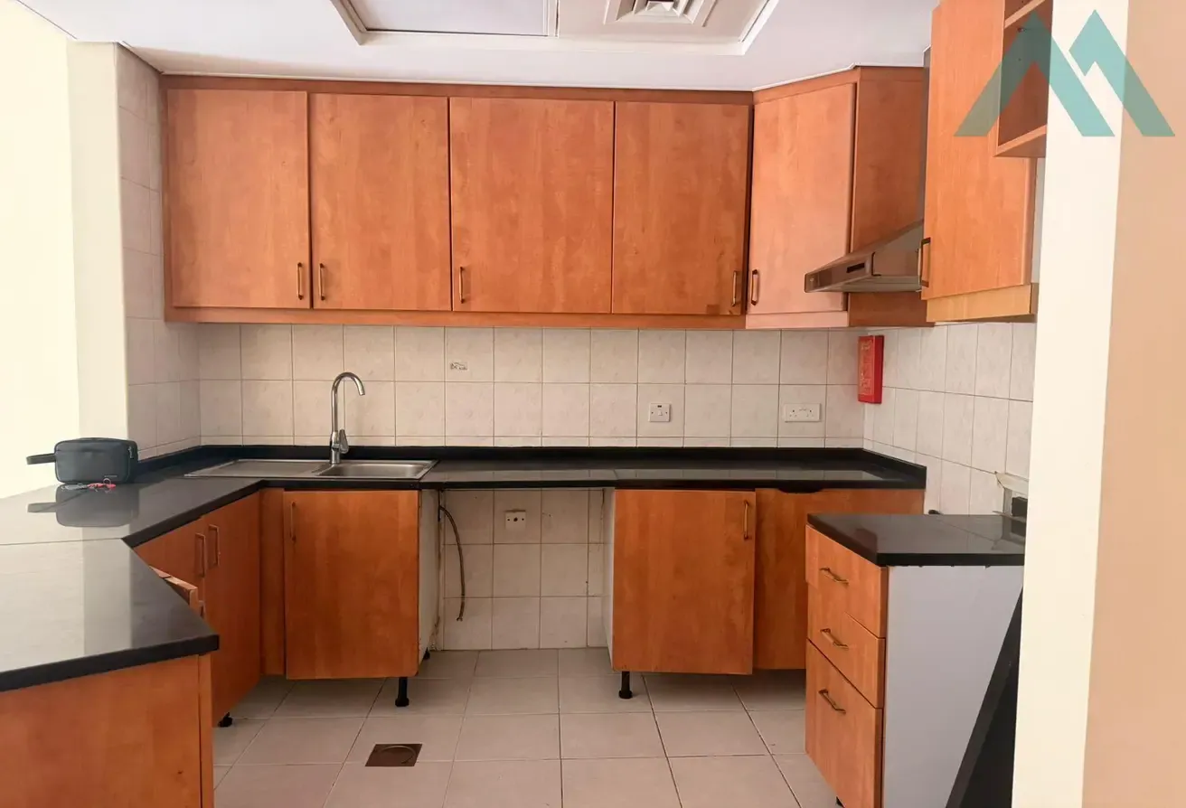 Bright Spacious 1BR | Near Metro | Multiple Units