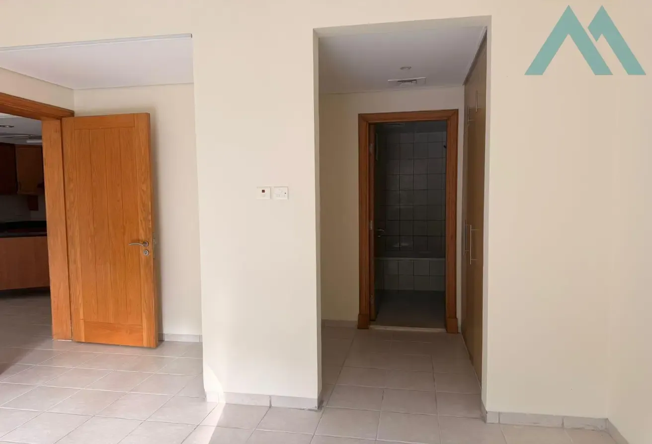 Bright Spacious 1BR | Near Metro | Multiple Units