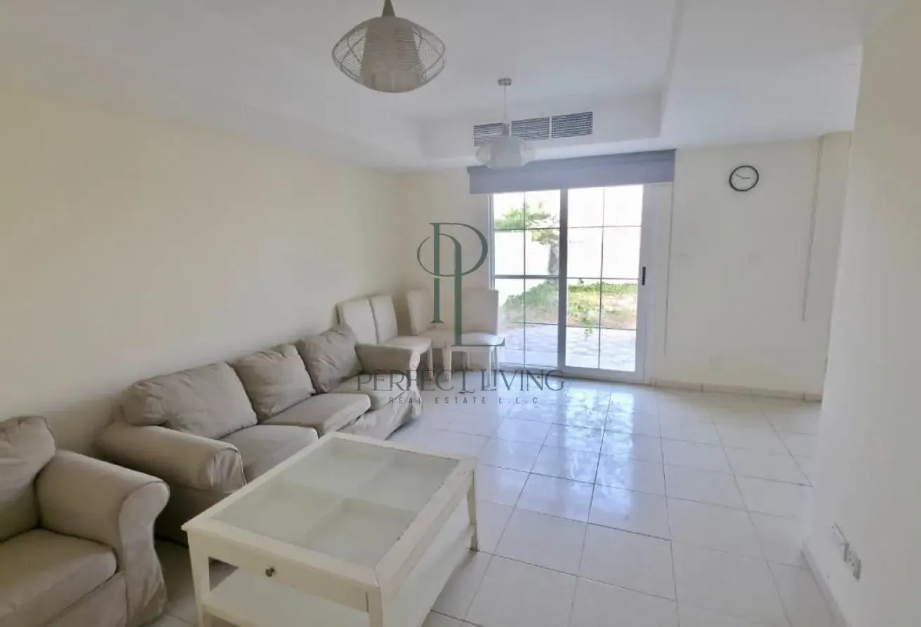 Family Community | Single Row | Original Condition