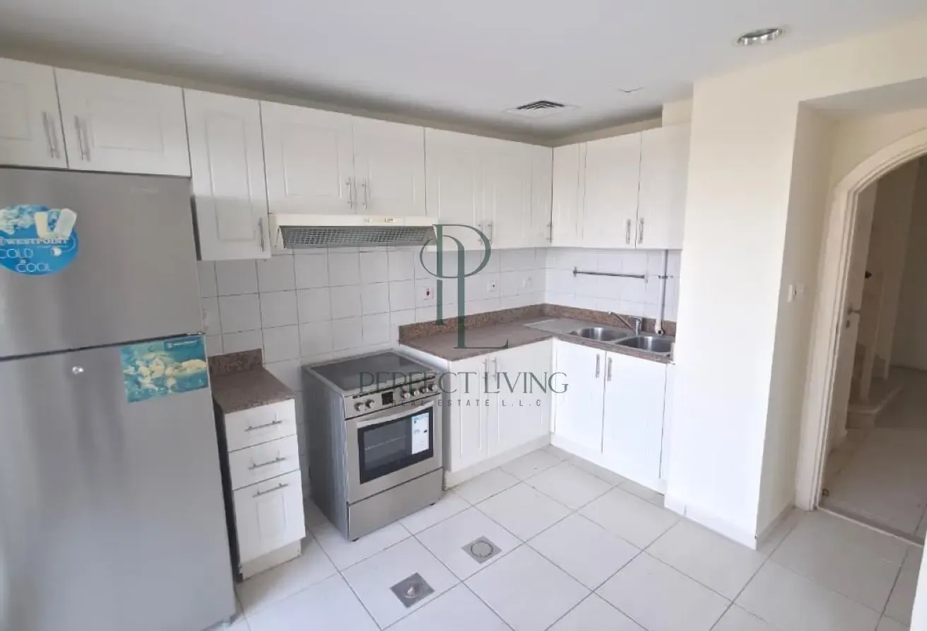 Family Community | Single Row | Original Condition