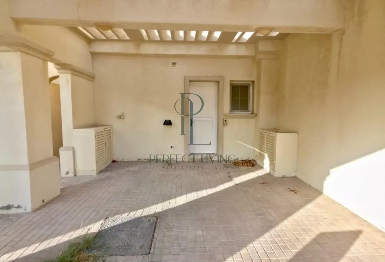 Family Community | Single Row | Original Condition