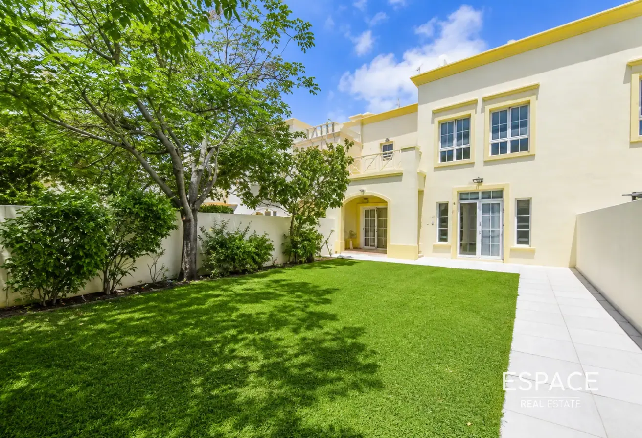 Lake View | Negotiable | Partial Upgrade