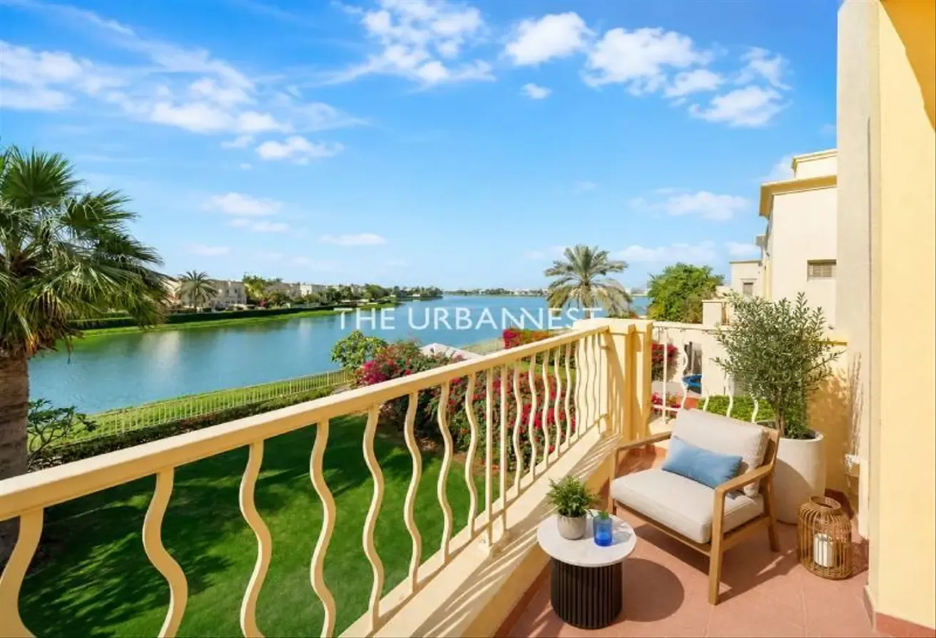 Rare Full Lake View | Vacant | Flexible Cheques