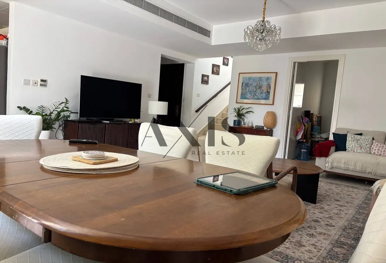 Fully Upgraded I Lake-Facing Villa | Type 3M | Vacant Soon