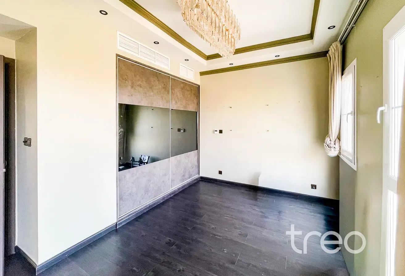 Vacant Now | Single Row | Type 4E Villa