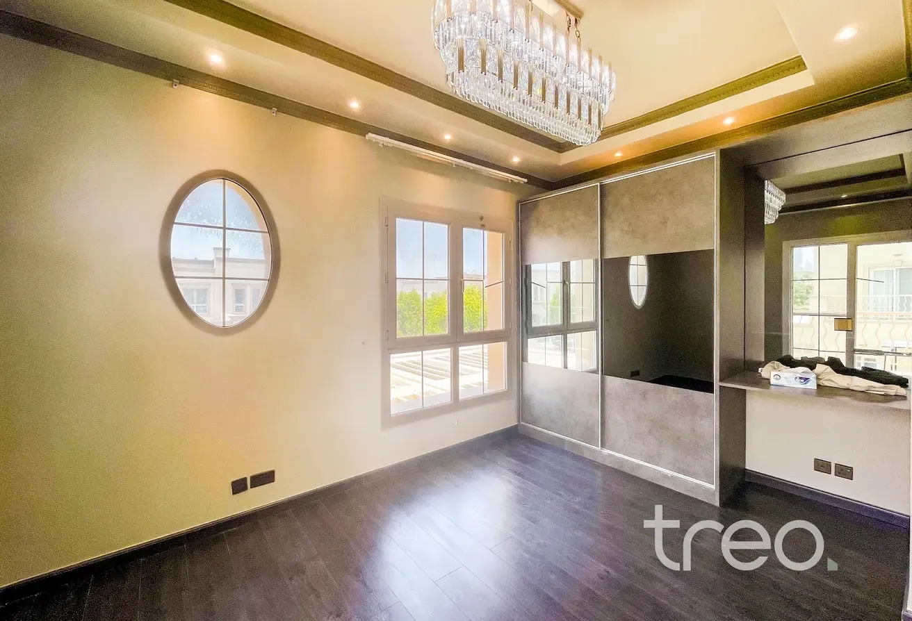 Vacant Now | Single Row | Type 4E Villa