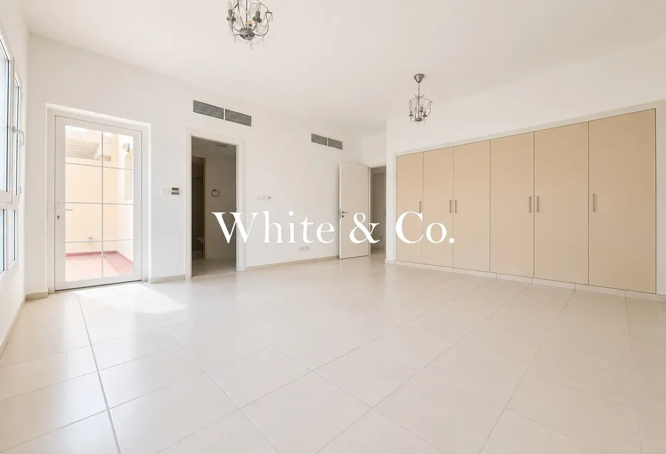 3 Bed + Study | Exceptional | Scenic Views
