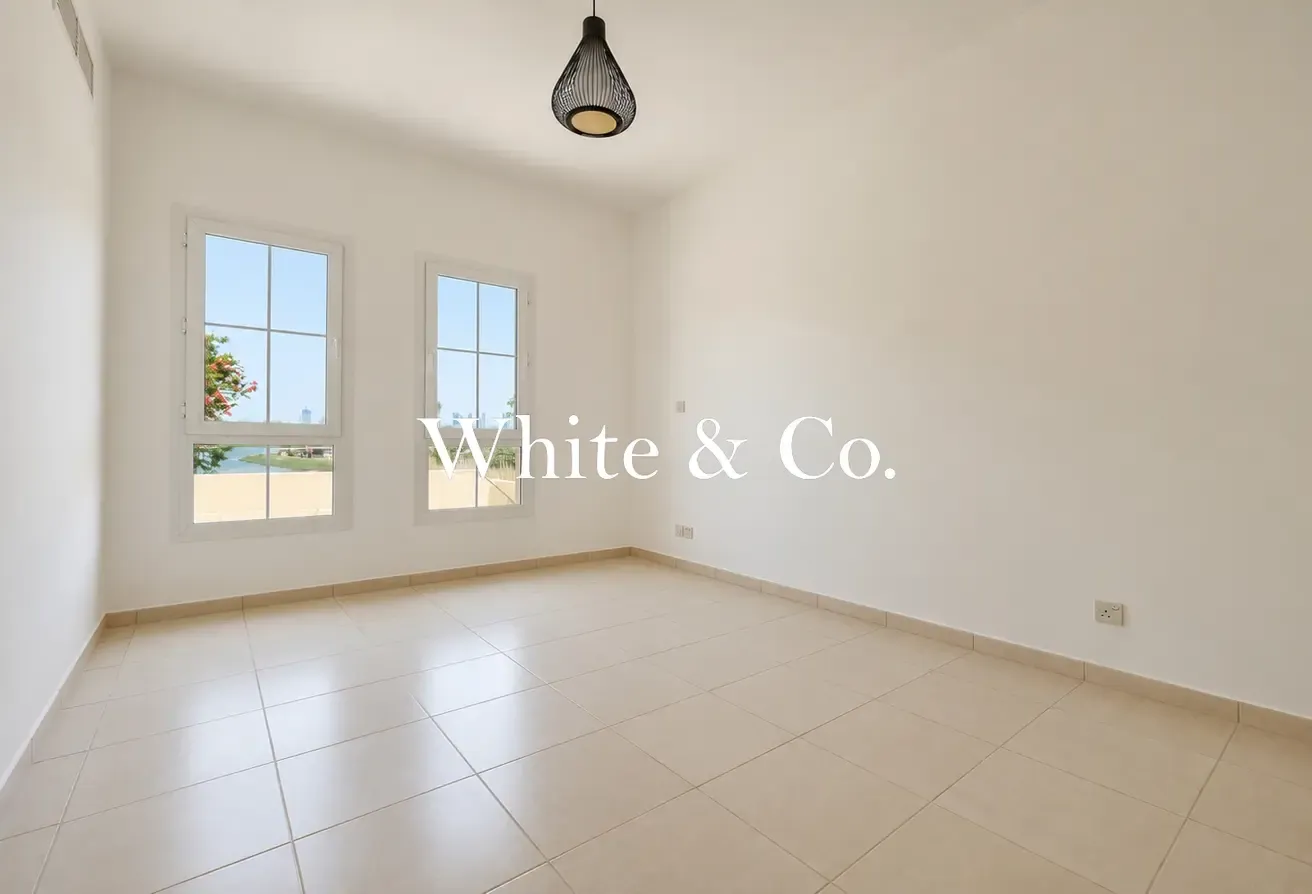 3 Bed + Study | Exceptional | Scenic Views