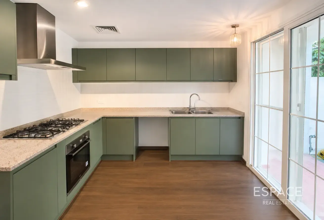 Lake View | Type 3M | Vacant | Upgraded