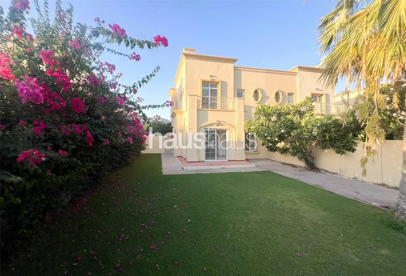 Full Lake View | Well Maintained | Type 3E