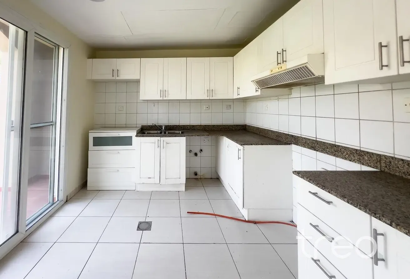 Standard 3M| Close to The Lake | View Now