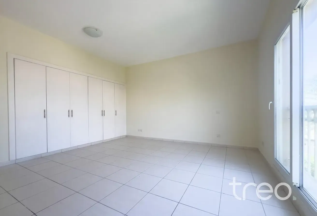 Standard 3M| Close to The Lake | View Now