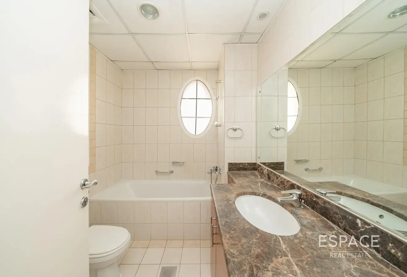 Exclusive | Lake View | Flex Cheques