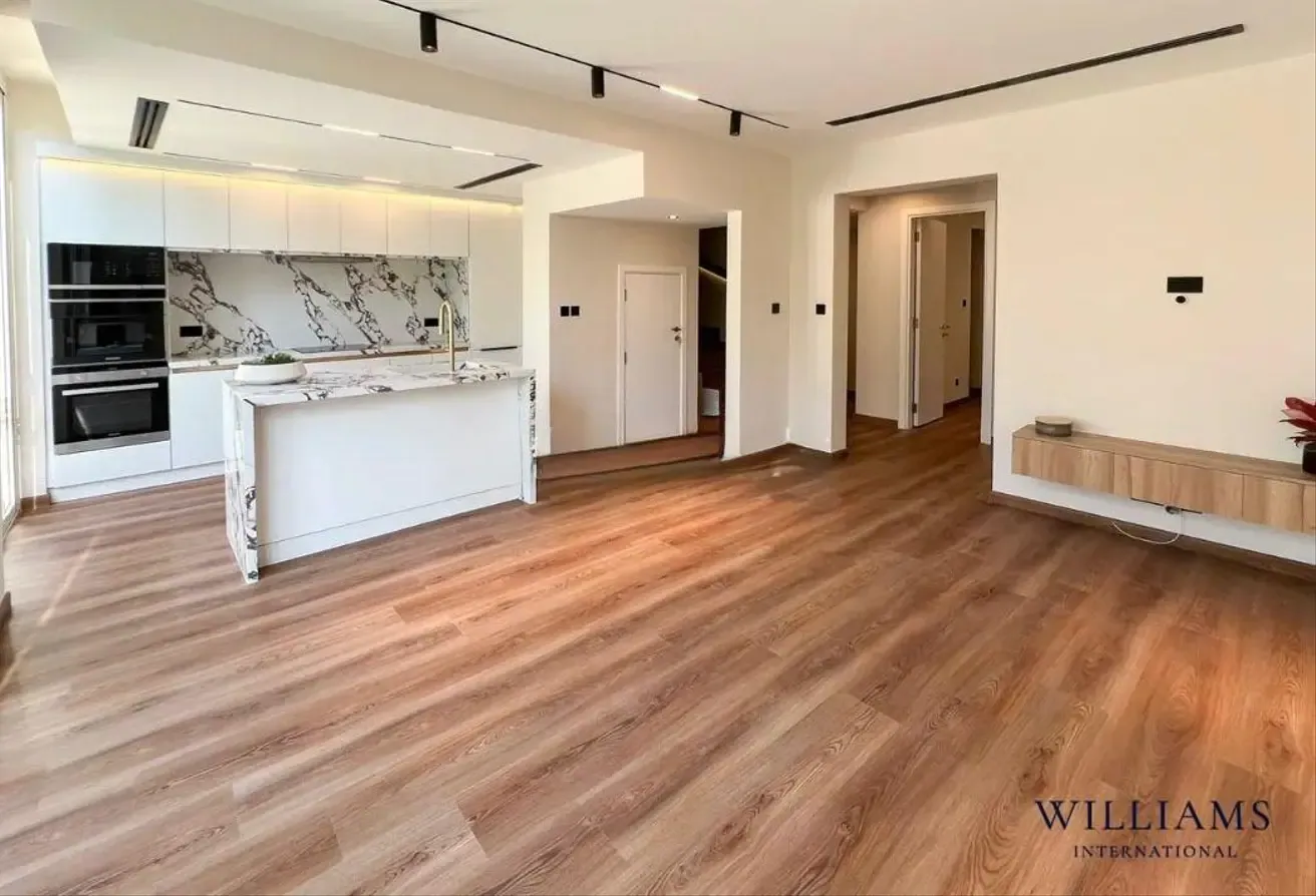 Fully Renovated| Pool & BBQ | Stylish Lifestyle
