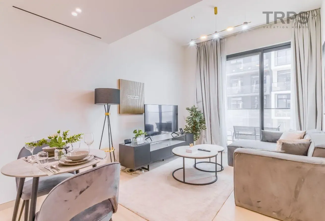 Stylish 1BR | Fully Furnished | Prime Location