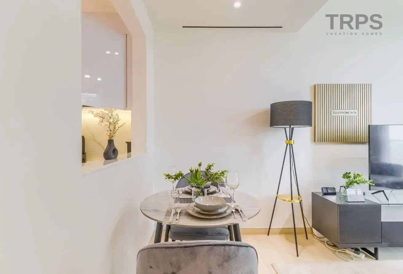 Stylish 1BR | Fully Furnished | Prime Location
