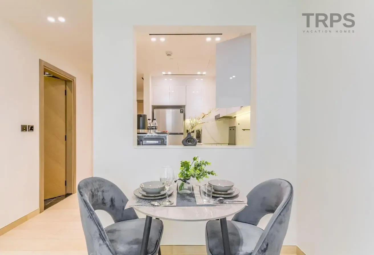 Stylish 1BR | Fully Furnished | Prime Location