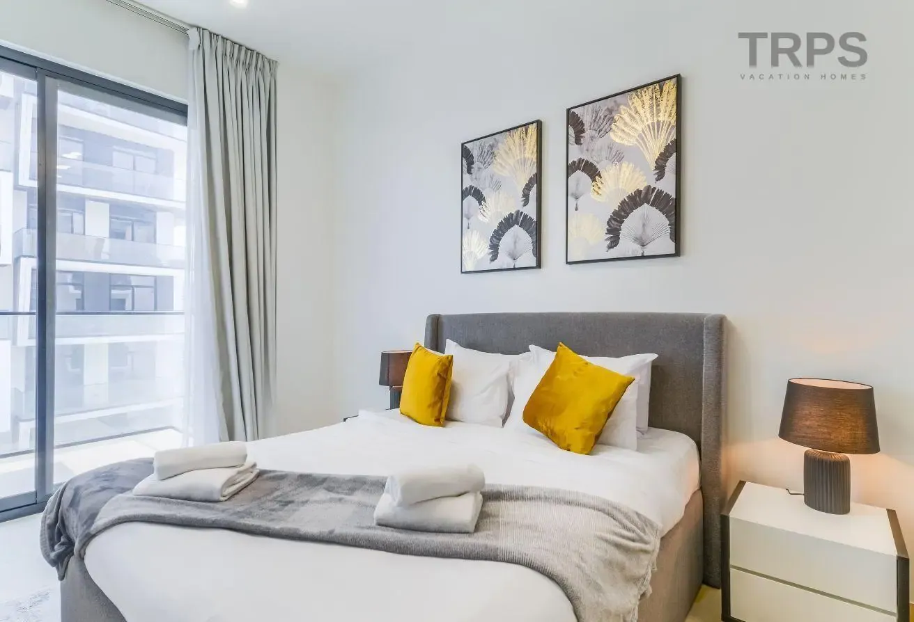 Stylish 1BR | Fully Furnished | Prime Location