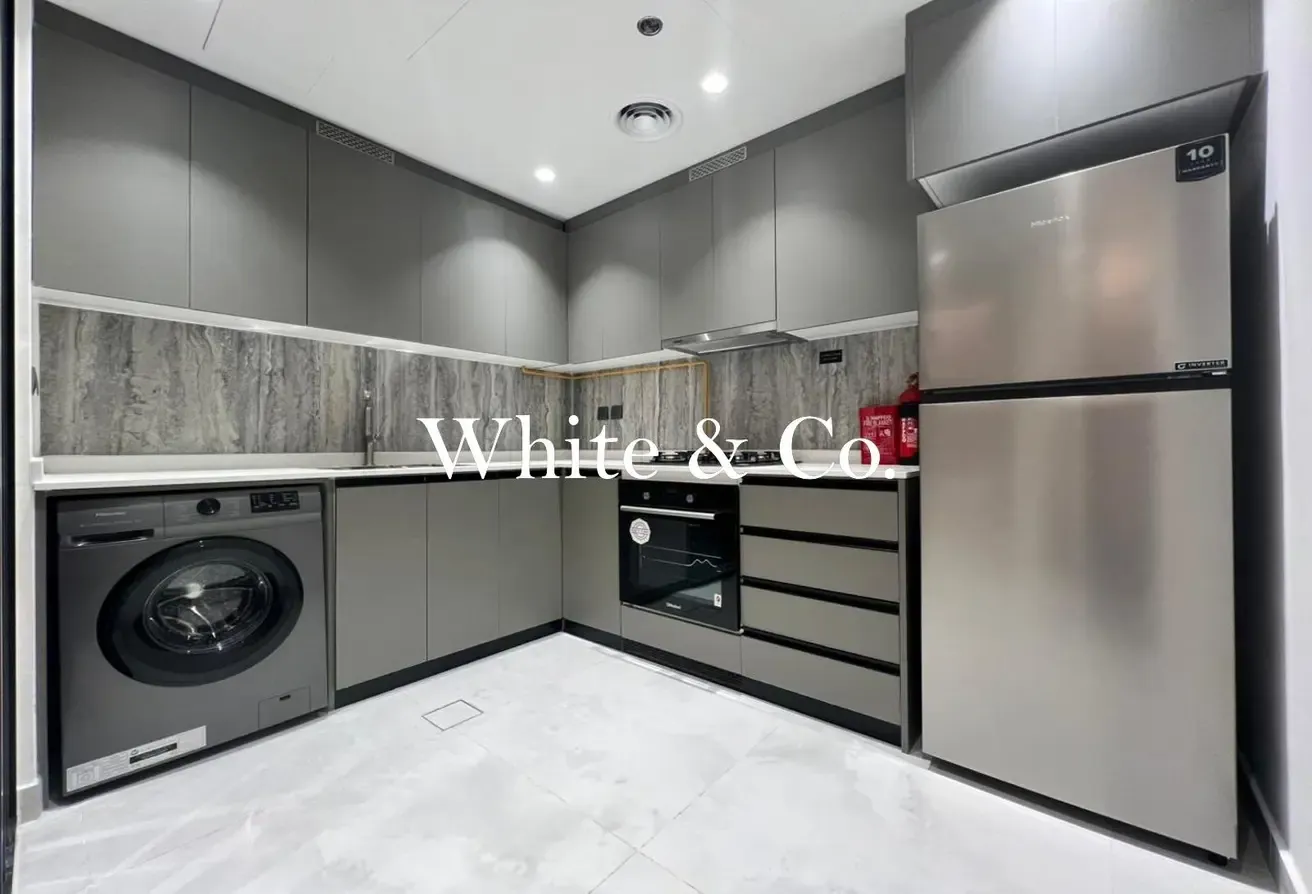 Vacant | Turnkey | High Floor | Furnished
