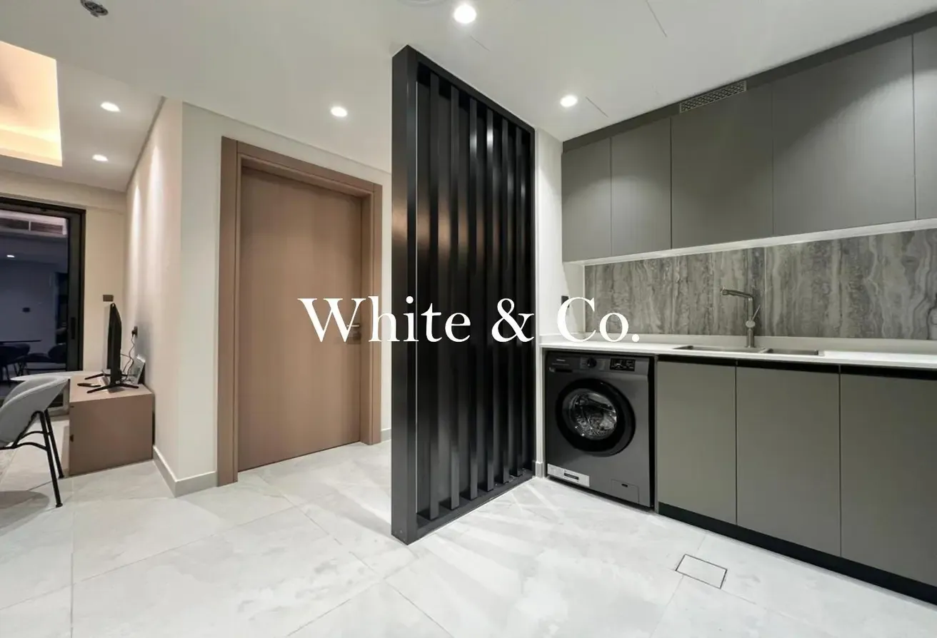 Vacant | Turnkey | High Floor | Furnished