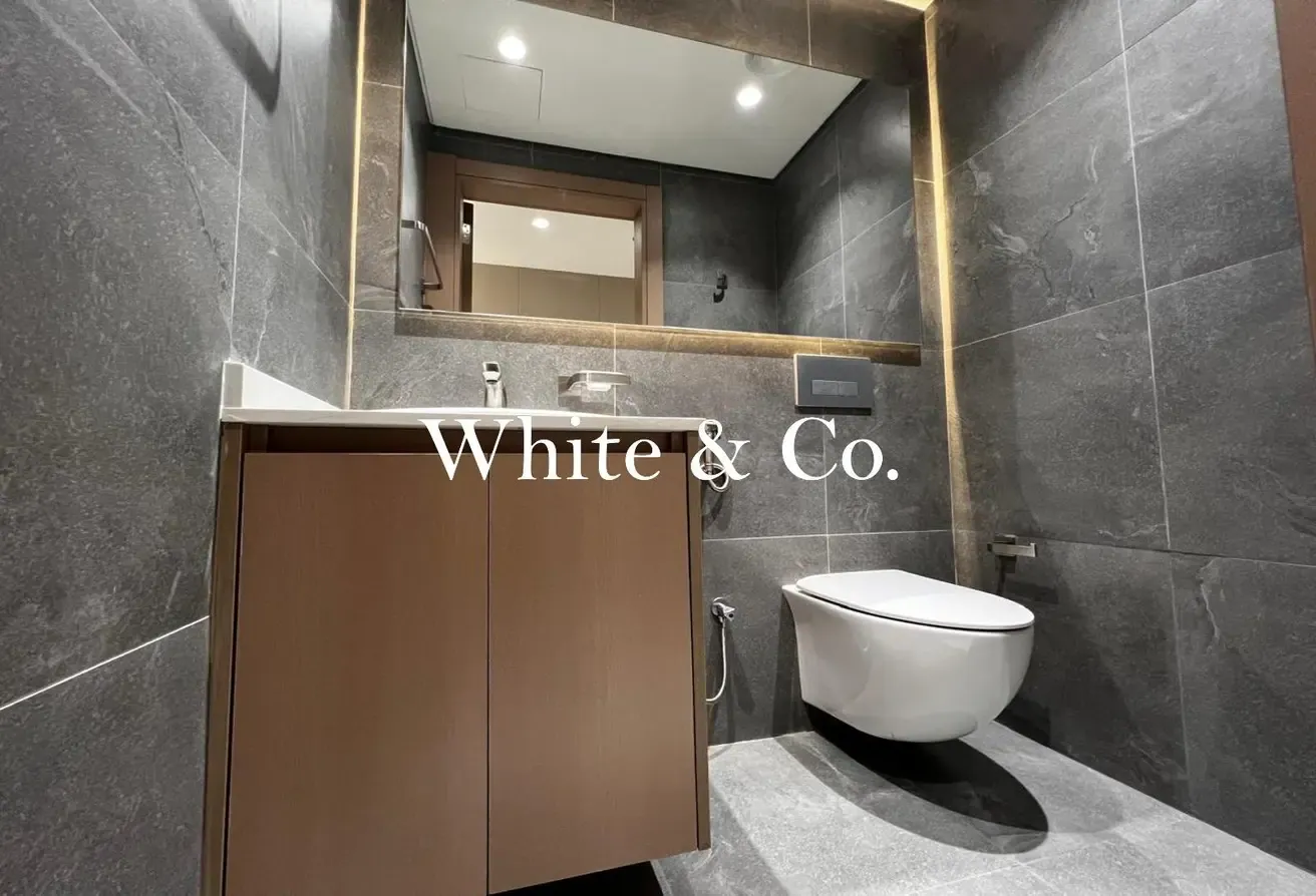 Vacant | Turnkey | High Floor | Furnished