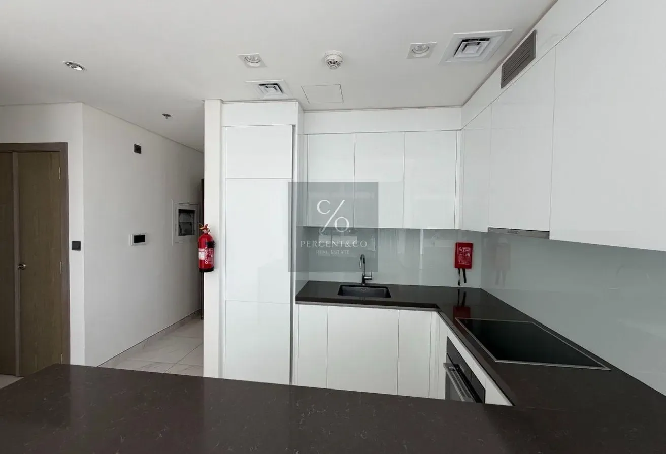 Cornner Unit | Burj Khalifa View | Vacant