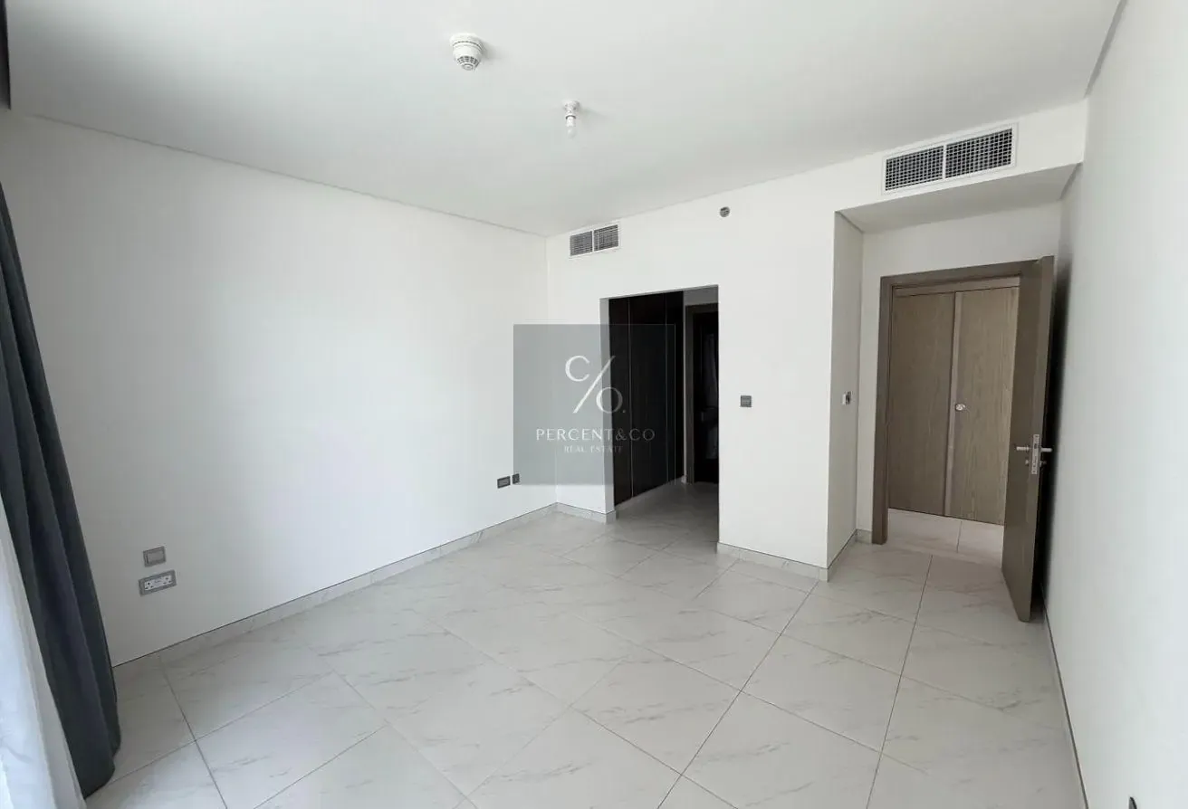 Cornner Unit | Burj Khalifa View | Vacant