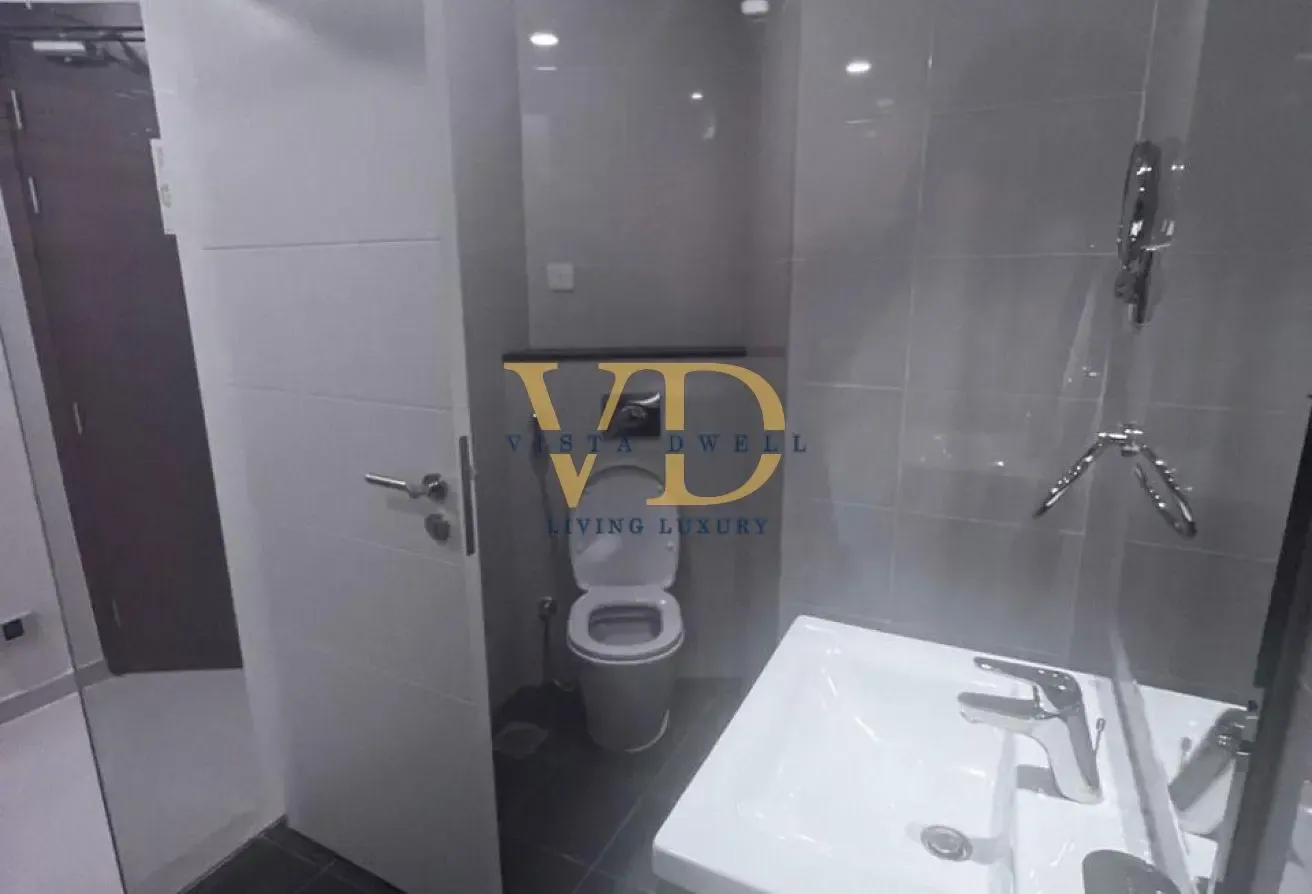 FULLY FURNISHED STUDIO | POOL VIEW