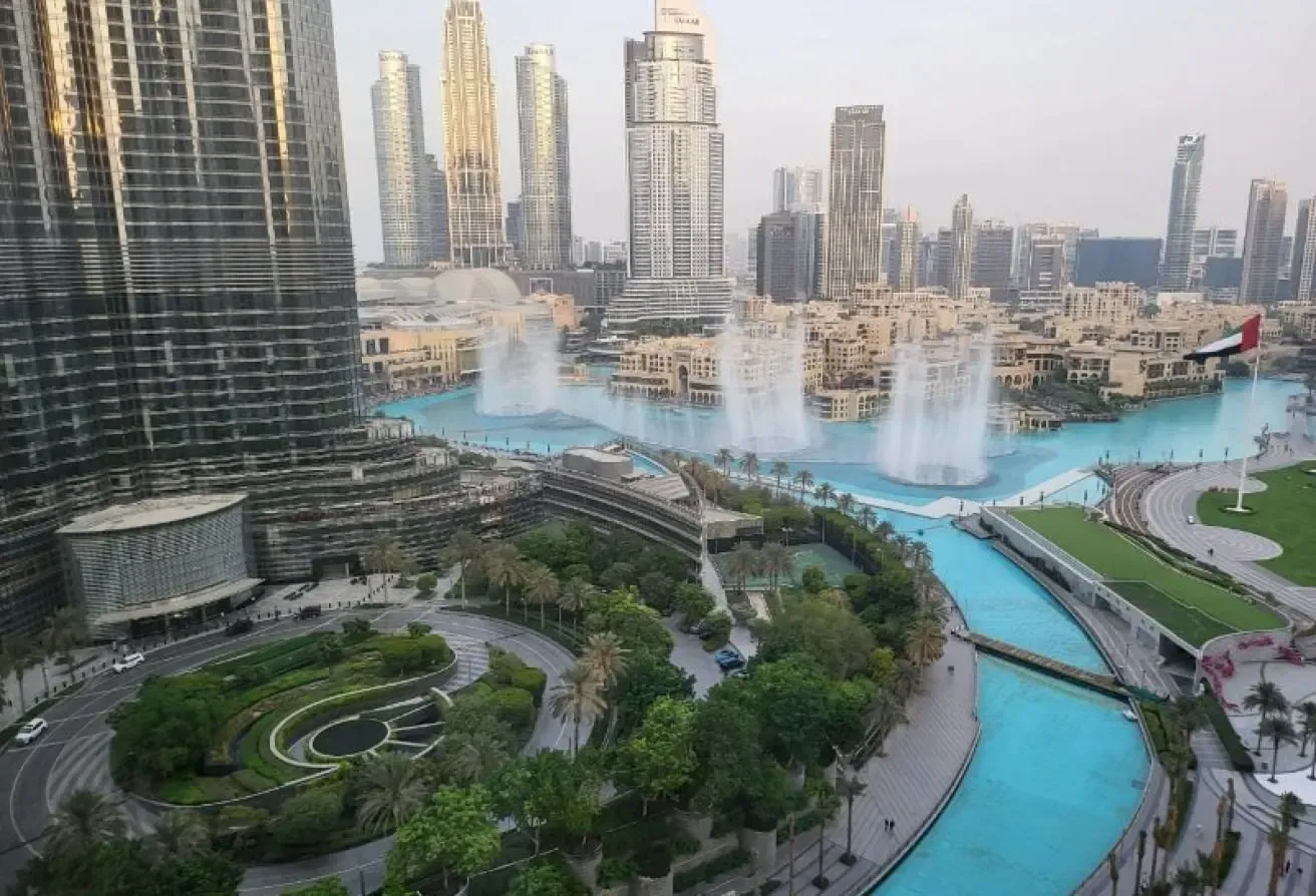 Luxury 3BR Apt with Full Burj Khalifa+ Mall Access