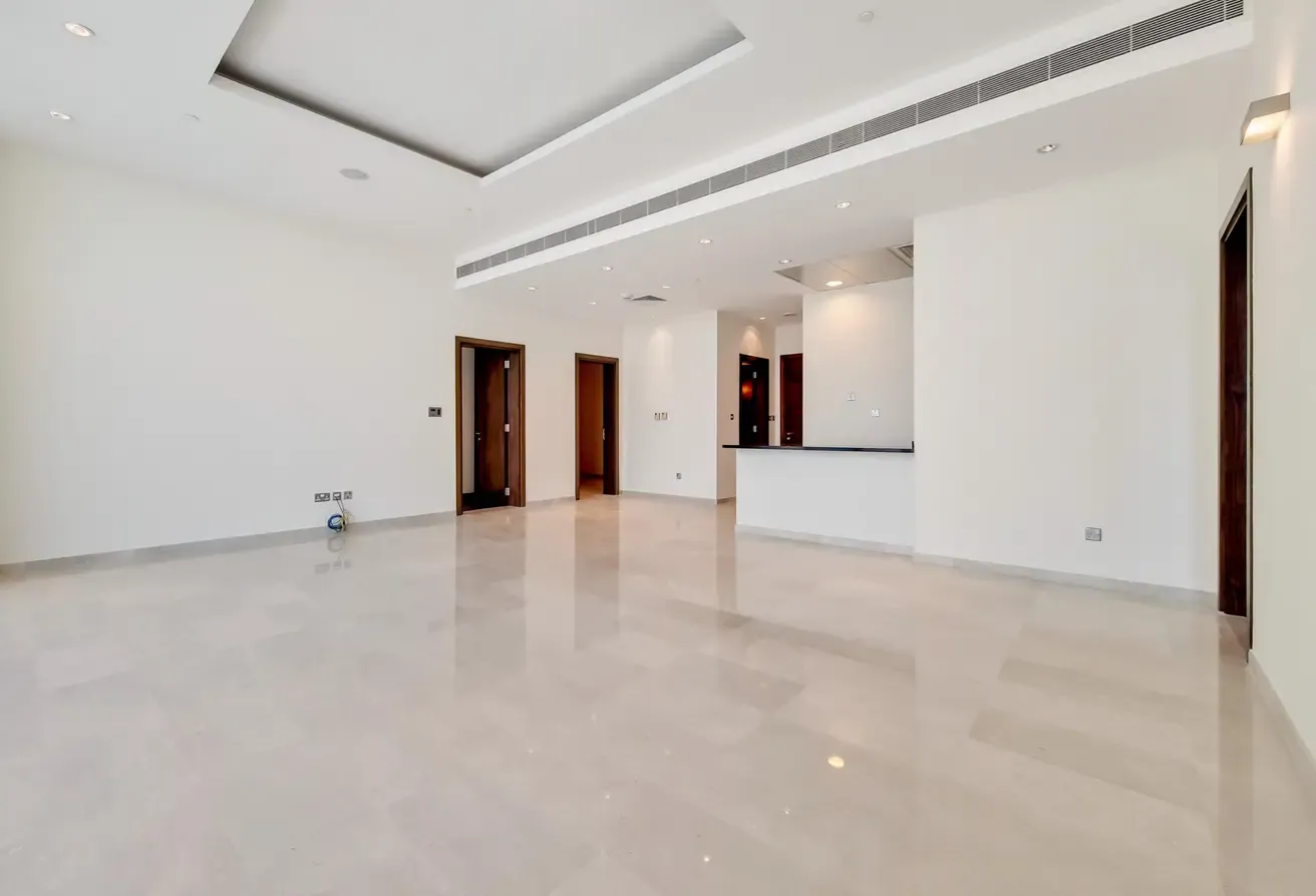 Marina View | Low Floor | Study