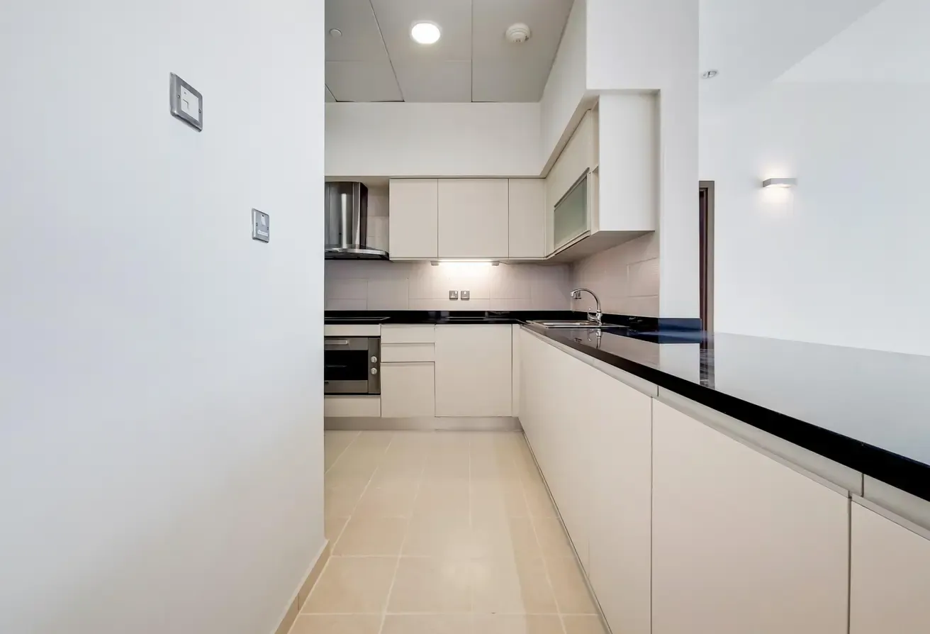 Marina View | Low Floor | Study