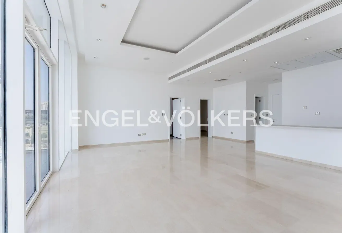 Sea View | Unfurnished | Available Now
