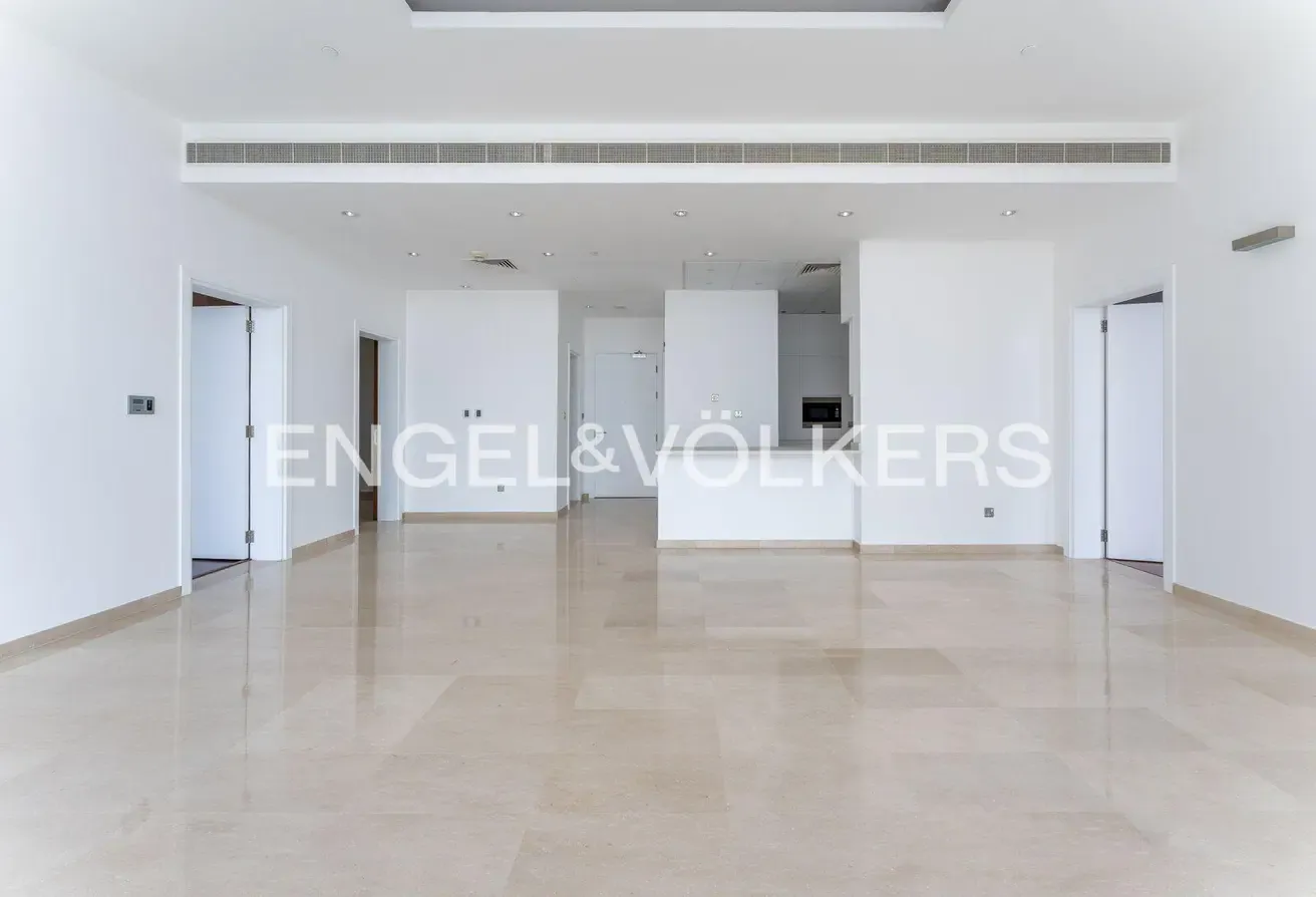 Sea View | Unfurnished | Available Now
