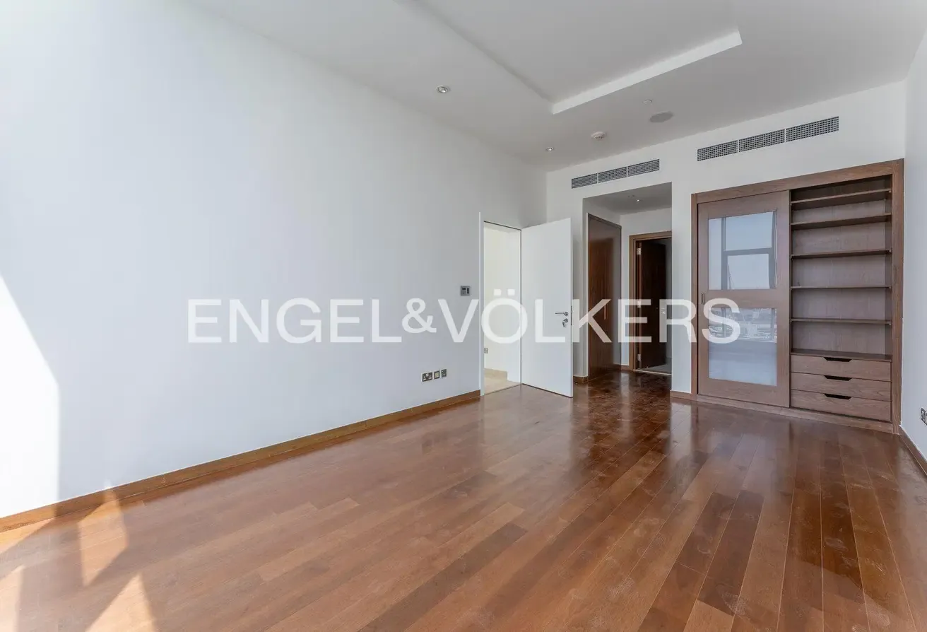 Sea View | Unfurnished | Available Now