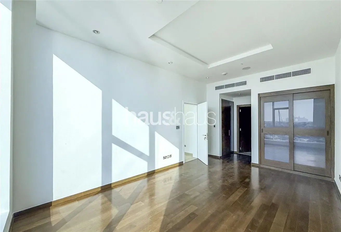 AED 225,000 | 2 Cheques | Ready to Move In