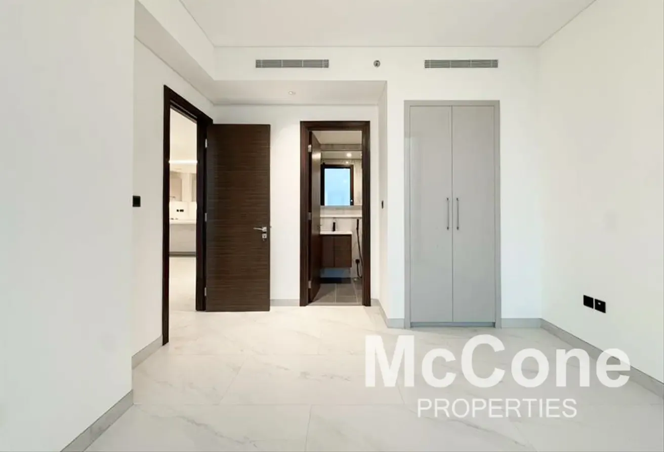 Spacious Layout | Luxury Family Size | Water Front