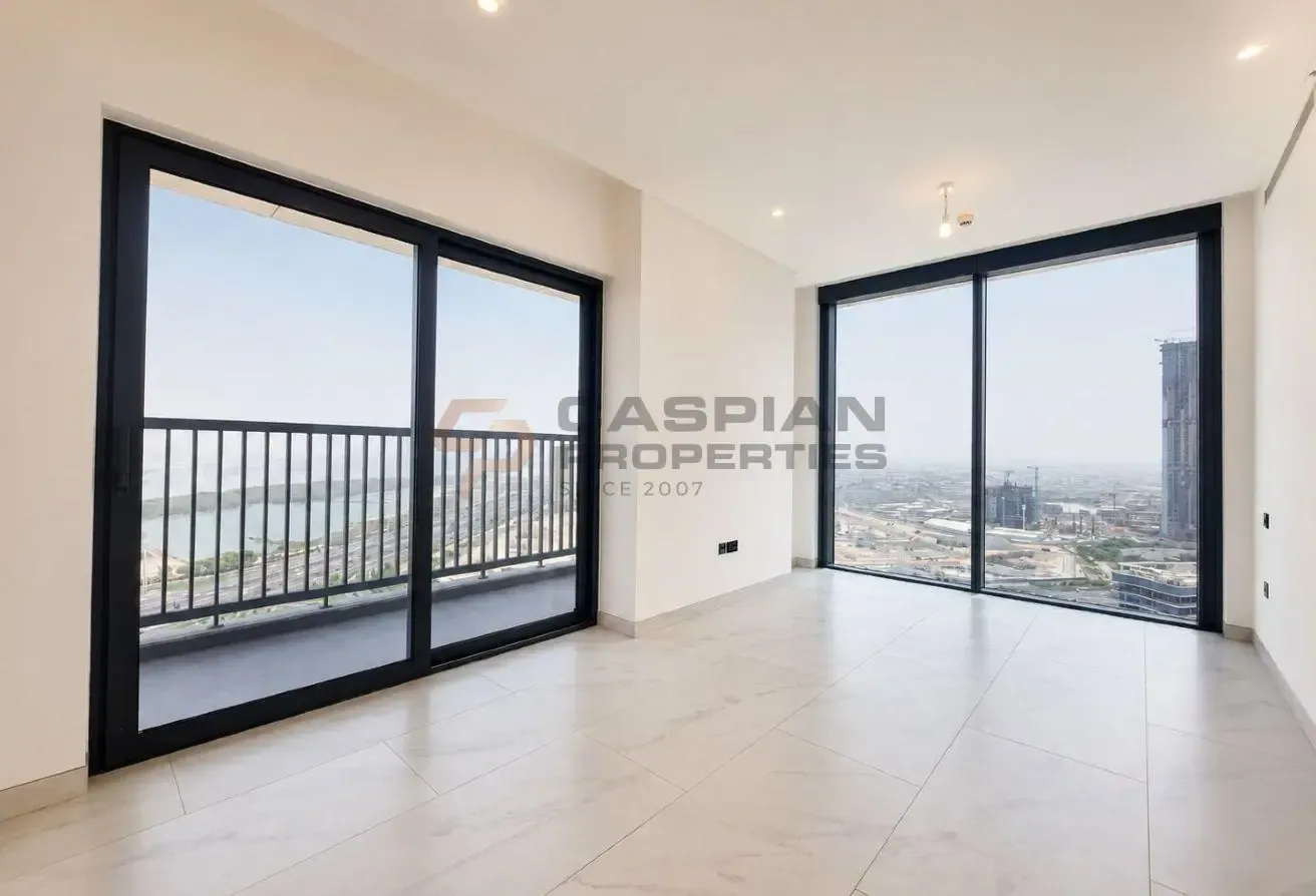 Vacant | Large 3BR | Amazing Views