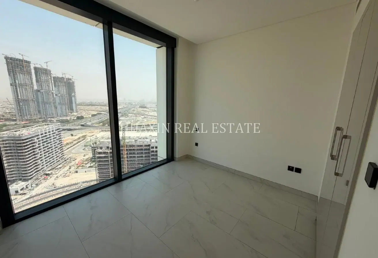 High Floor | Ras Al Khor View | 3br + Maid